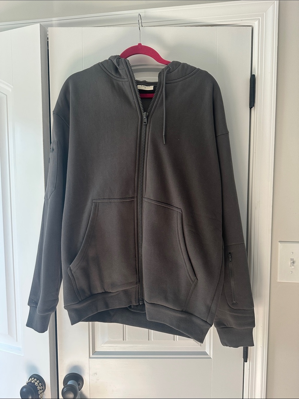 Comfrt travel zip up